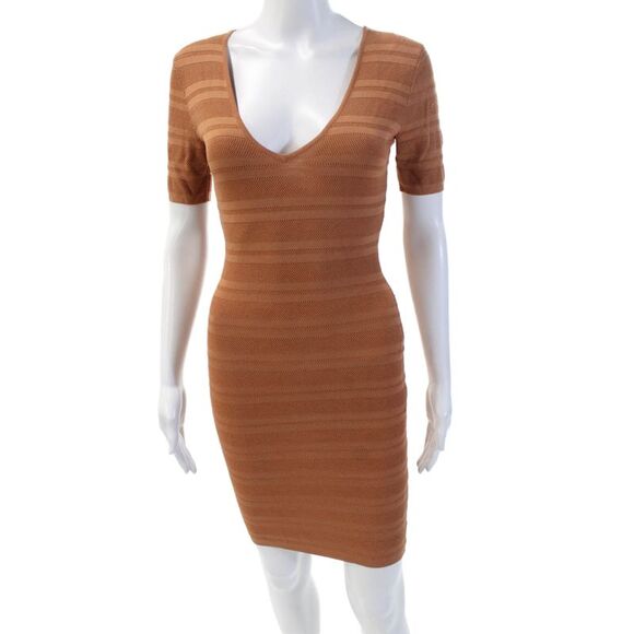Torn by Ronny Kobo Dresses & Skirts - Torn by Ronny Kobo Womens Short Sleeve V-neck Lined Fit Dress Orange Size 02